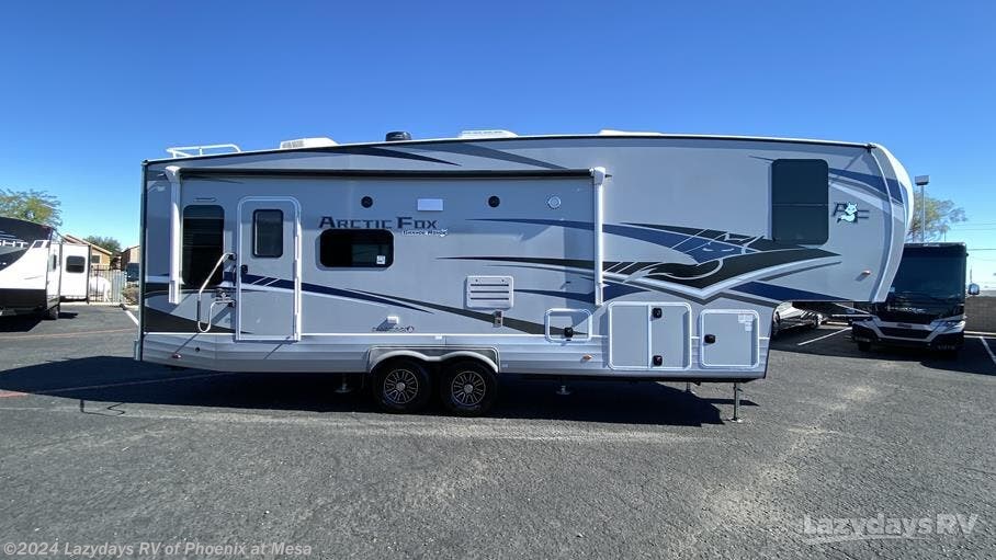 2023 Northwood Arctic Fox Grande Ronde 29-5T RV for Sale in Mesa, AZ