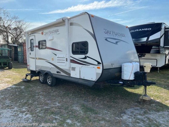 Used 2013 Jayco Jay Feather Ultra Lite 197 available in Bushnell, Florida