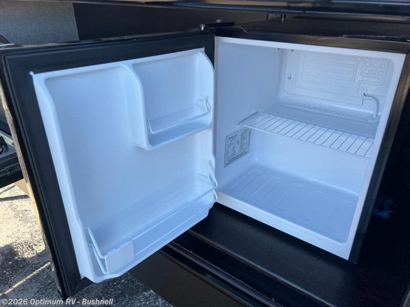 emerson mini fridge cr276be