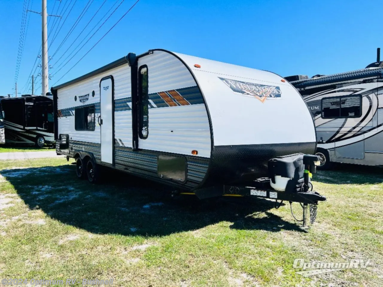 Used 2022 Forest River Wildwood X-Lite 261BHXL available in Bushnell, Florida