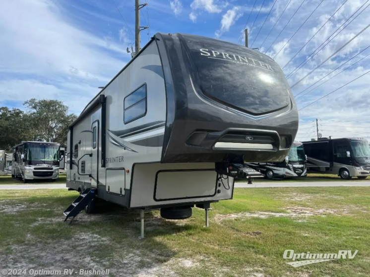 Used 2020 Keystone Sprinter Campfire Edition 29FWBH available in Bushnell, Florida