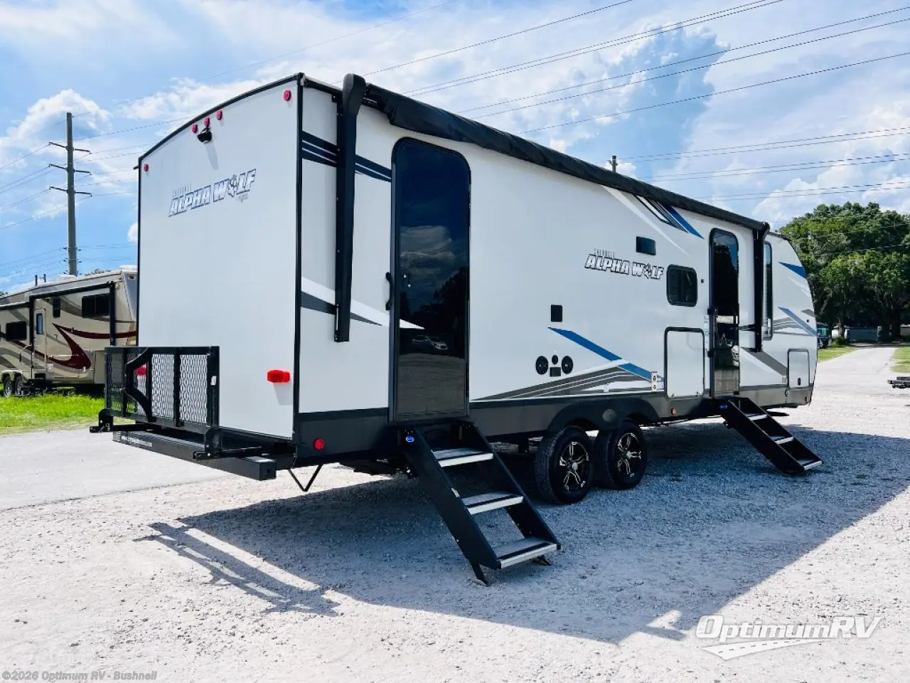 2021 Cherokee Alpha Wolf 26DBH-L by Forest River from Optimum RV - Bushnell in Bushnell, Florida