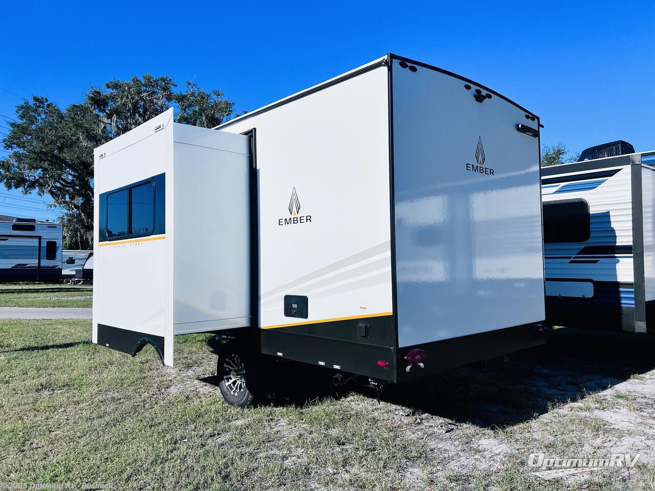 2025 Ember RV E-Series 18FBE - New Travel Trailer For Sale by Optimum RV - Bushnell in Bushnell, Florida