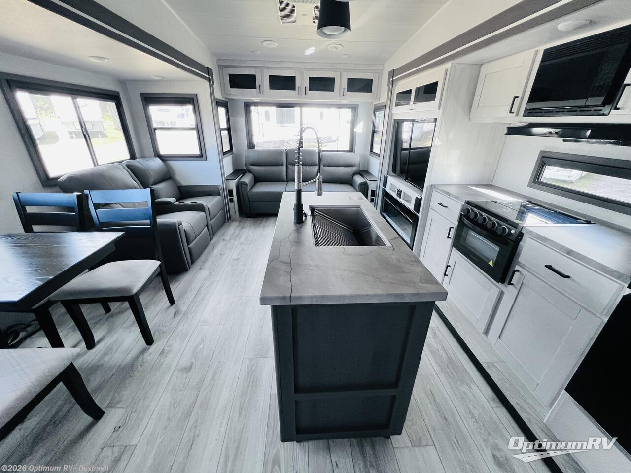 New 2025 East to West Tandara 28RL available in Bushnell, Florida