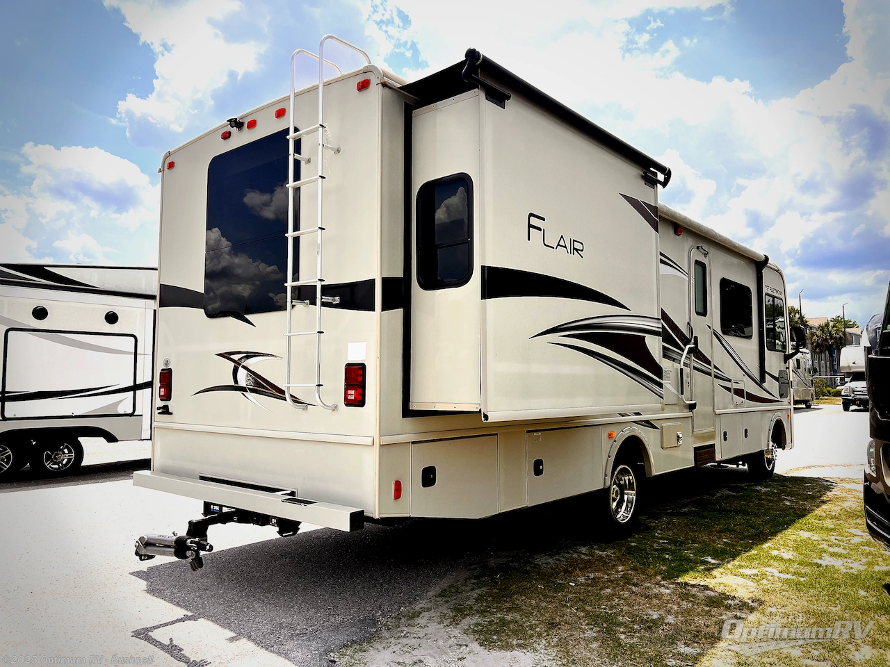 2017 Flair 30U by Fleetwood from Optimum RV - Bushnell in Bushnell, Florida