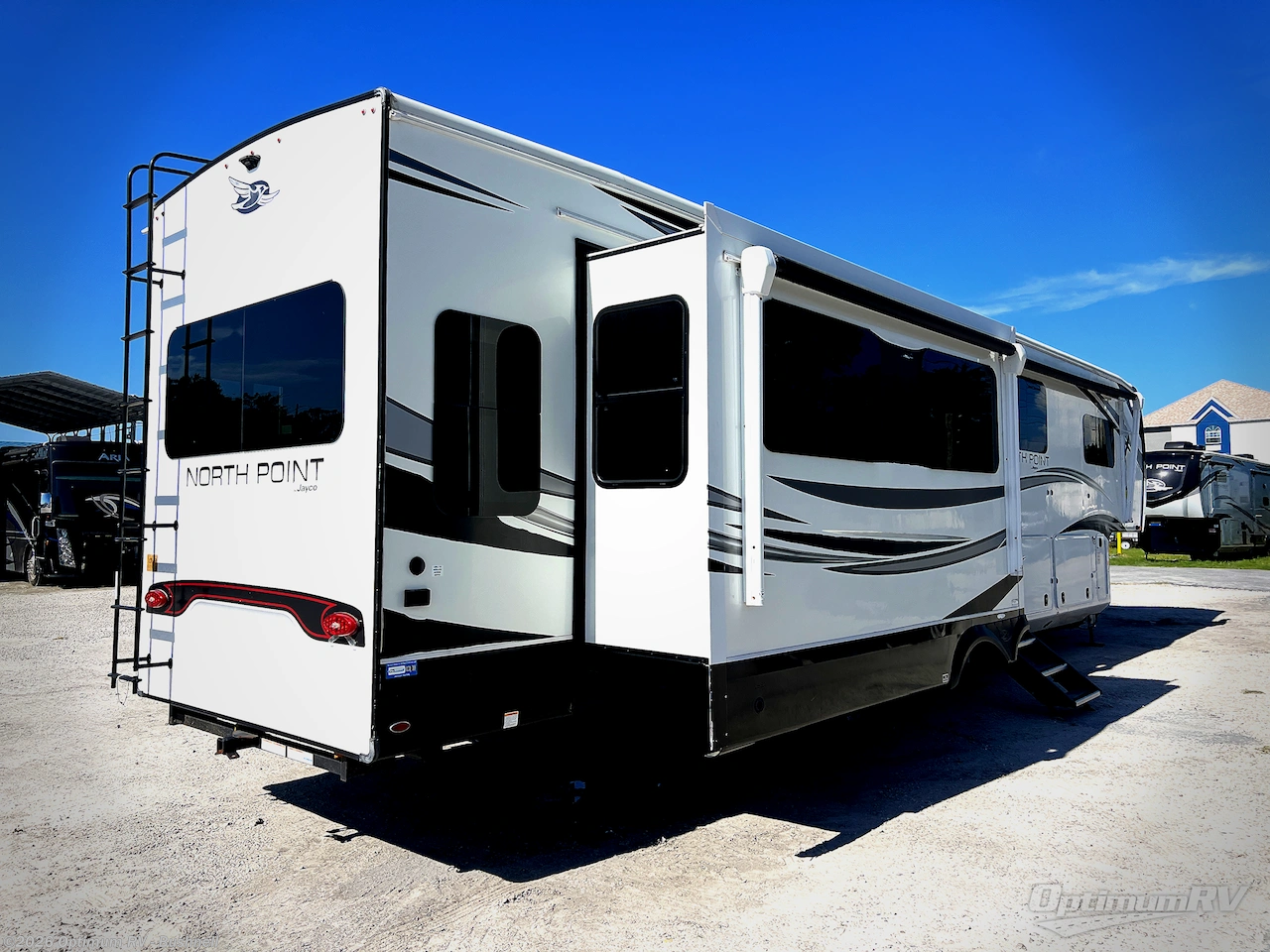 2022 Jayco North Point 377RLBH - Used Fifth Wheel For Sale by Optimum RV - Bushnell in Bushnell, Florida features Awning, Slideout