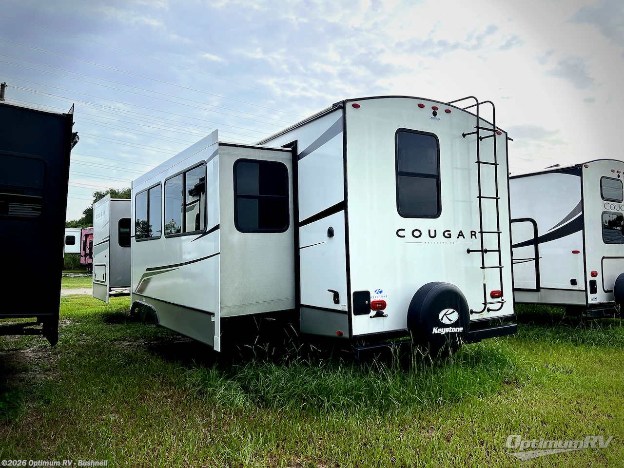2024 Keystone Cougar Half-Ton 30RKD - Used Travel Trailer For Sale by Optimum RV - Bushnell in Bushnell, Florida features Awning, Slideout