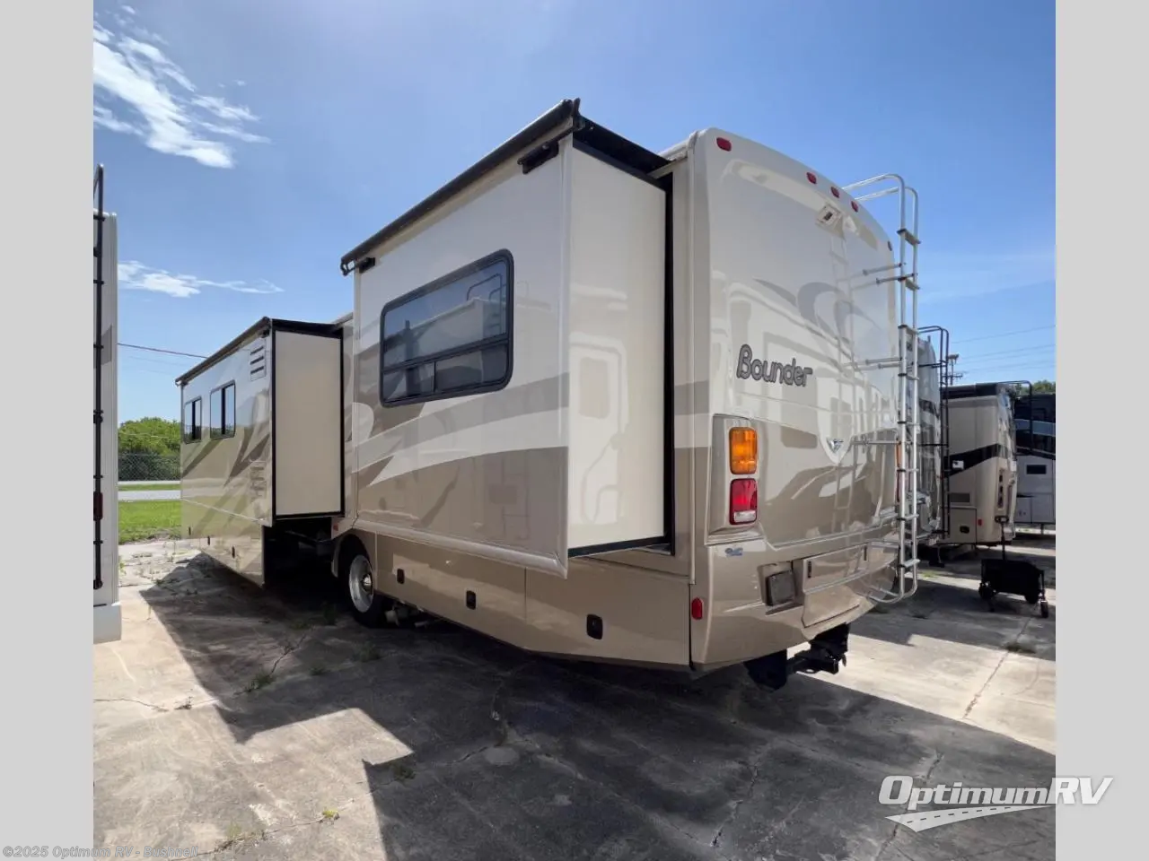 2008 Bounder 38P by Fleetwood from Optimum RV - Bushnell in Bushnell, Florida