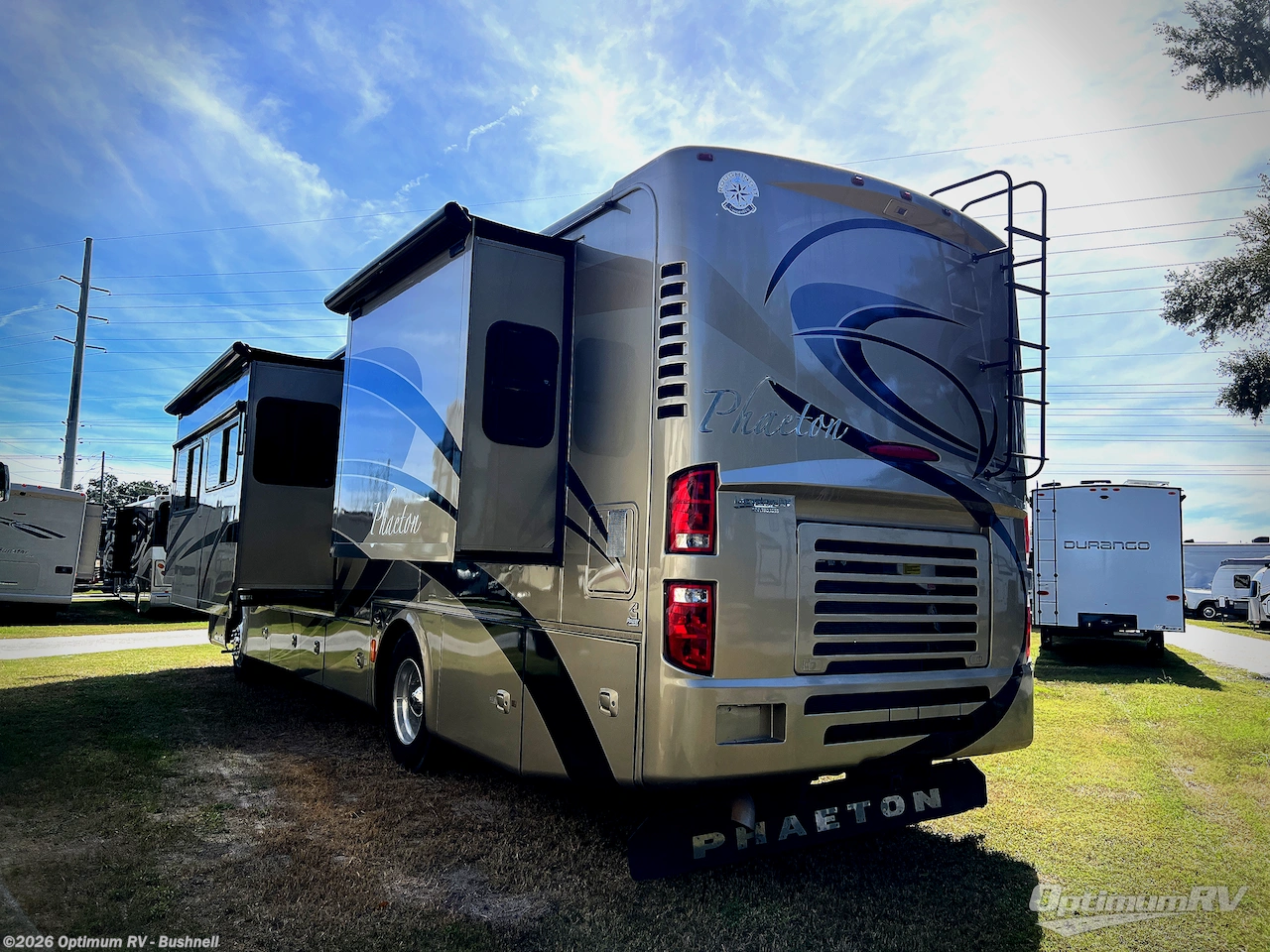 2008 Tiffin Phaeton 36 QSH - Used Class A For Sale by Optimum RV - Bushnell in Bushnell, Florida features Slideout