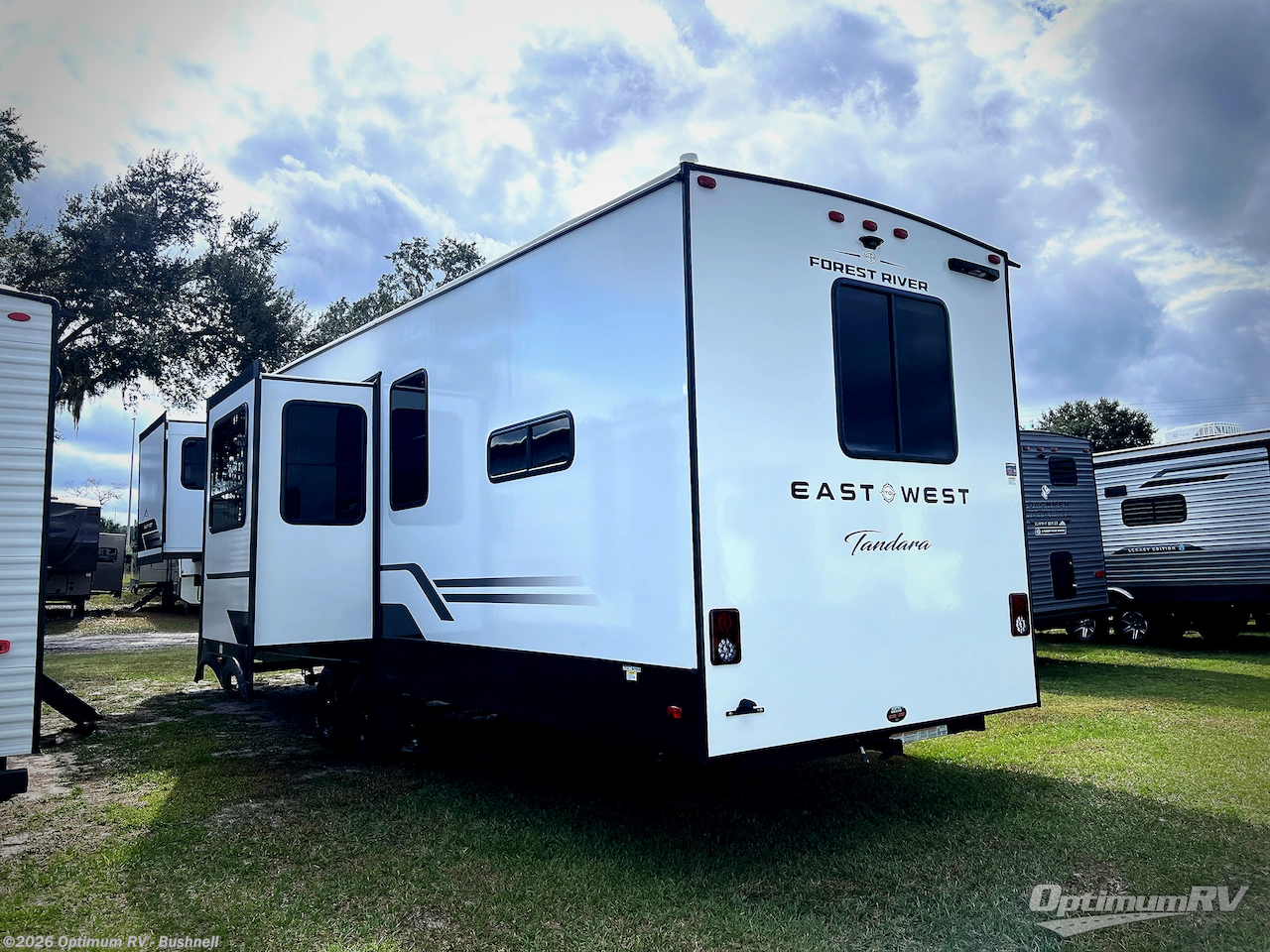 2026 East to West Tandara 388LR - New Fifth Wheel For Sale by Optimum RV - Bushnell in Bushnell, Florida features Slideout, Awning