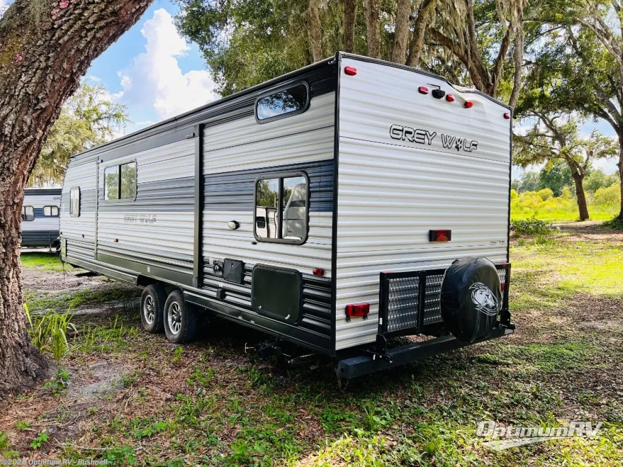 2022 Forest River Cherokee Grey Wolf 26BRB - Used Travel Trailer For Sale by Optimum RV - Bushnell in Bushnell, Florida features Slideout, Awning