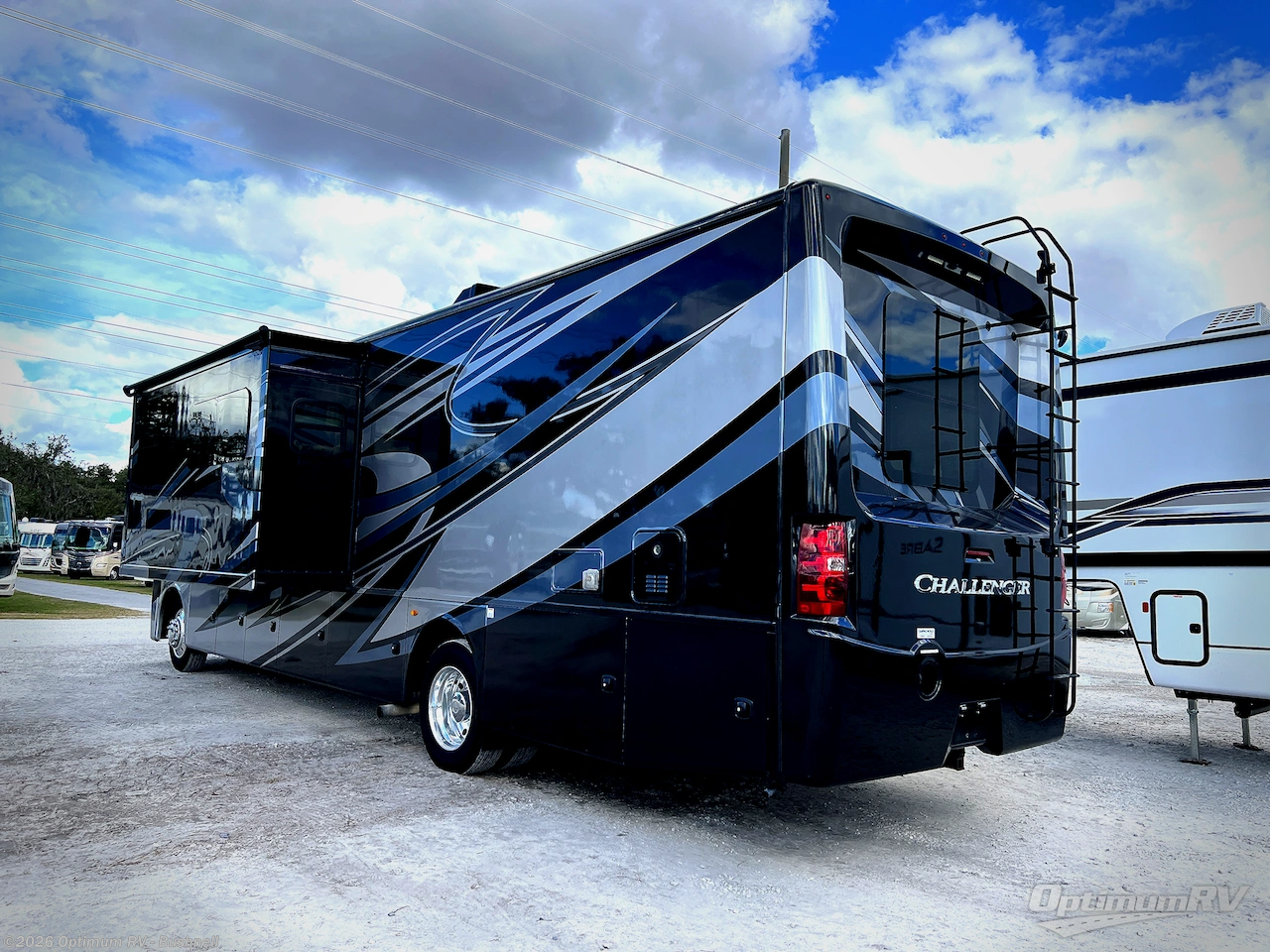 2021 Thor Challenger 35MQ - Used Class A For Sale by Optimum RV - Bushnell in Bushnell, Florida features Awning, Slideout