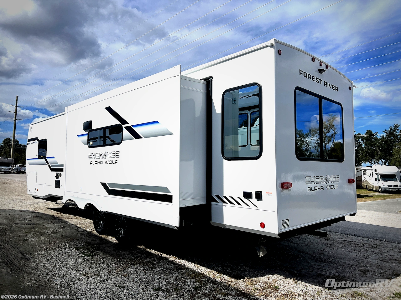 2026 Forest River Cherokee Alpha Wolf 26RL - New Travel Trailer For Sale by Optimum RV - Bushnell in Bushnell, Florida features Slideout, Awning