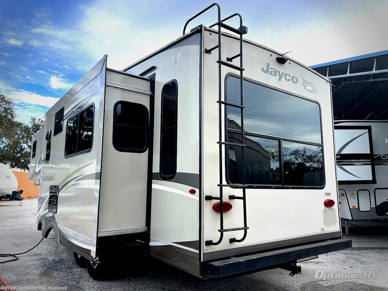 2017 Jayco Eagle HT 27.5RLTS - Used Fifth Wheel For Sale by Optimum RV - Bushnell in Bushnell, Florida features Awning, Slideout