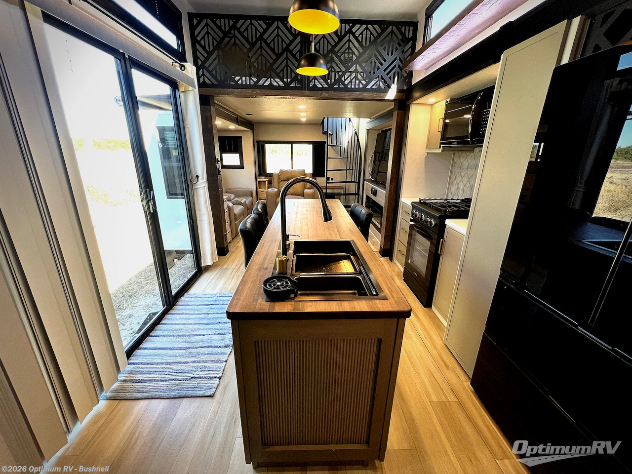 Used 2025 Forest River Wildwood Heritage Glen ROOST43 available in Bushnell, Florida