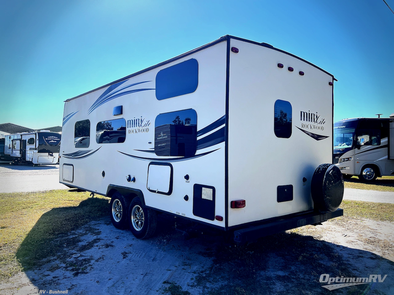 2016 Forest River Rockwood Mini Lite 2306 - Used Travel Trailer For Sale by Optimum RV - Bushnell in Bushnell, Florida
