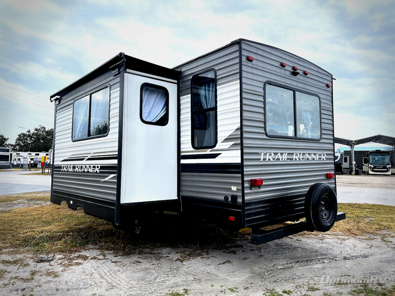 2022 Heartland Trail Runner 255RL - Used Travel Trailer For Sale by Optimum RV - Bushnell in Bushnell, Florida features Slideout, Awning