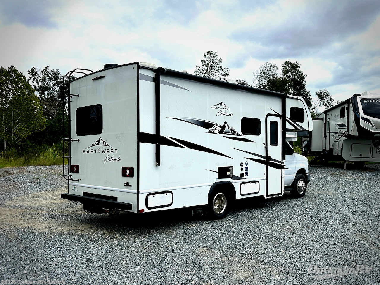 2025 East to West Entrada 2200S - New Class C For Sale by Optimum RV - Bushnell in Bushnell, Florida features Slideout, Awning