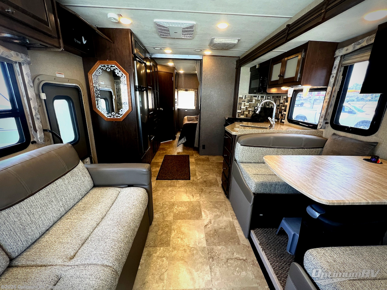 Used 2018 Thor Windsport 27B available in Bushnell, Florida