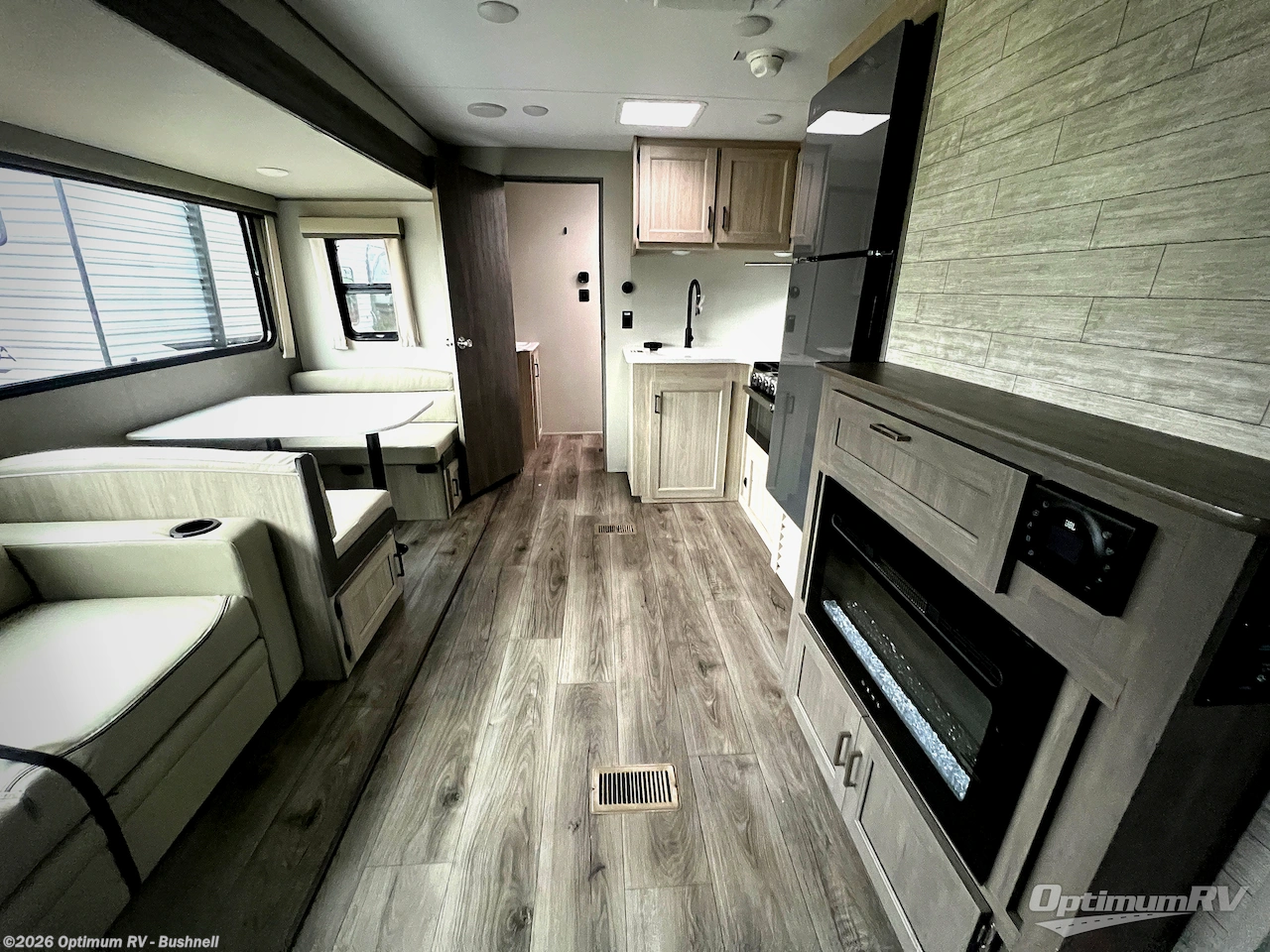 New 2026 Coachmen Catalina Legacy Edition 333DORM available in Bushnell, Florida