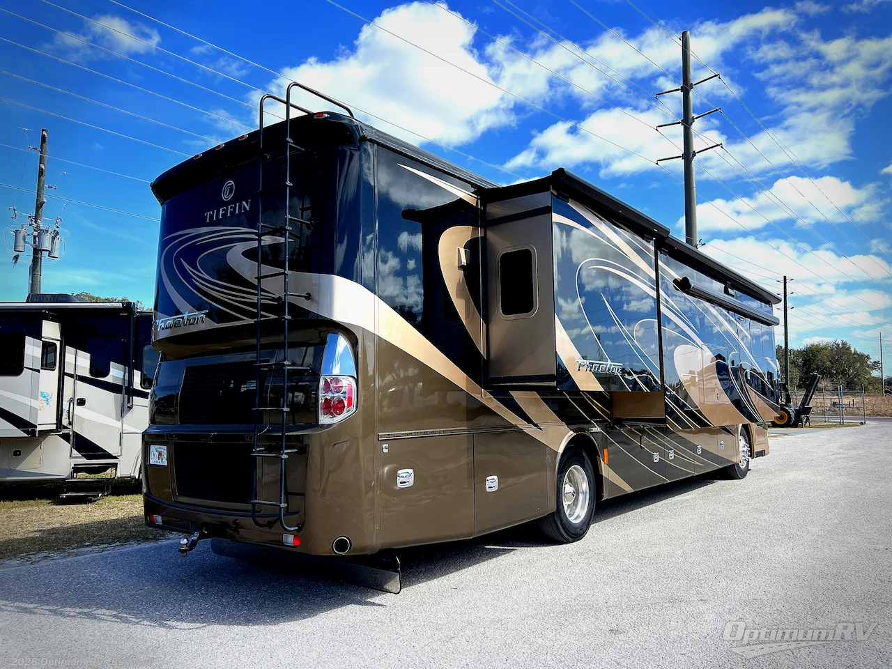 2016 Phaeton 40AH by Tiffin from Optimum RV - Bushnell in Bushnell, Florida