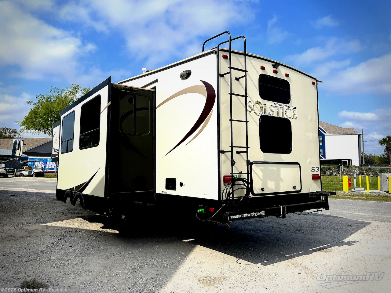 2017 Starcraft Solstice Super Lite 30DQS - Used Fifth Wheel For Sale by Optimum RV - Bushnell in Bushnell, Florida features Slideout