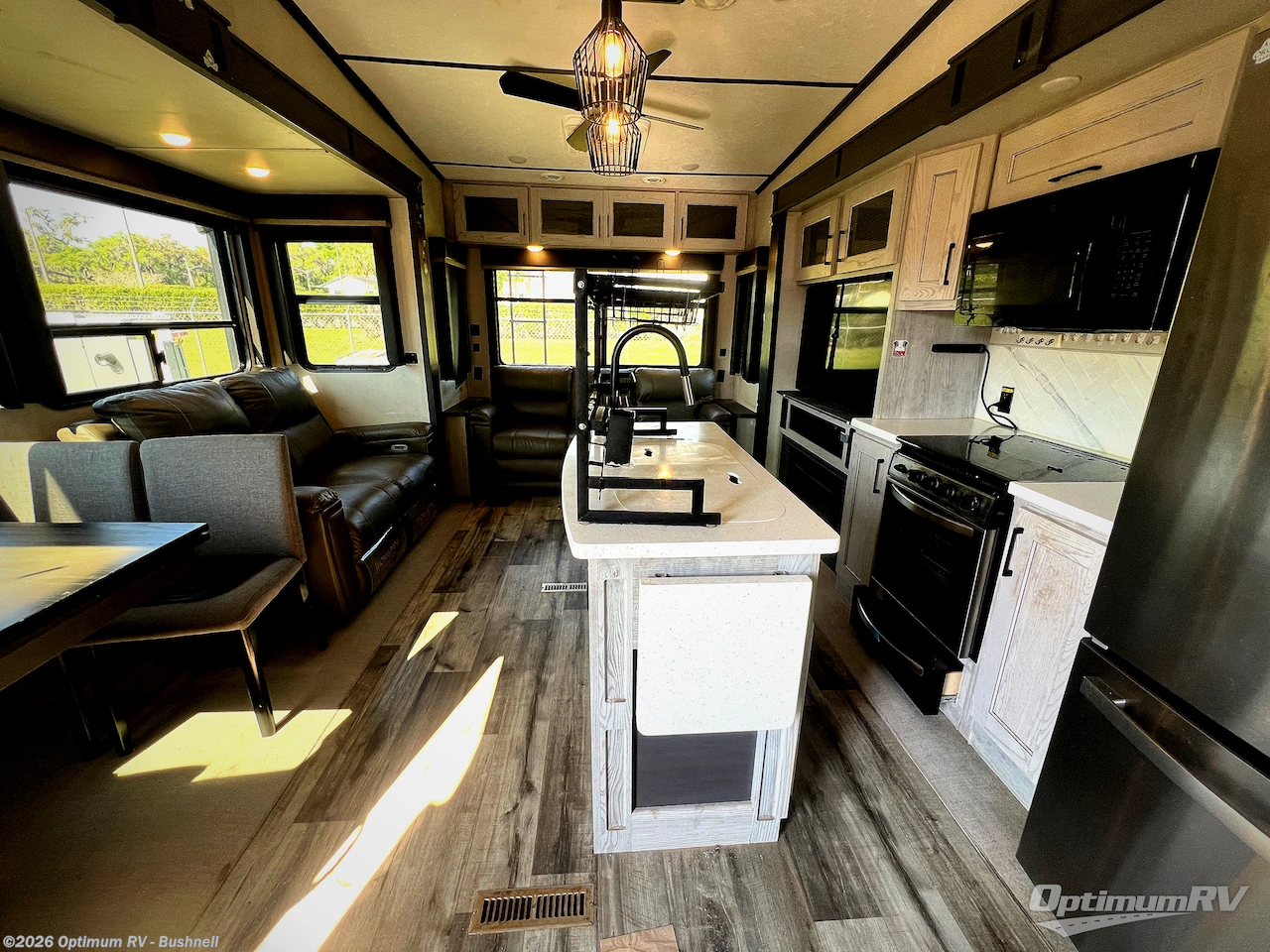 Used 2022 Keystone Montana High Country 295RL available in Bushnell, Florida