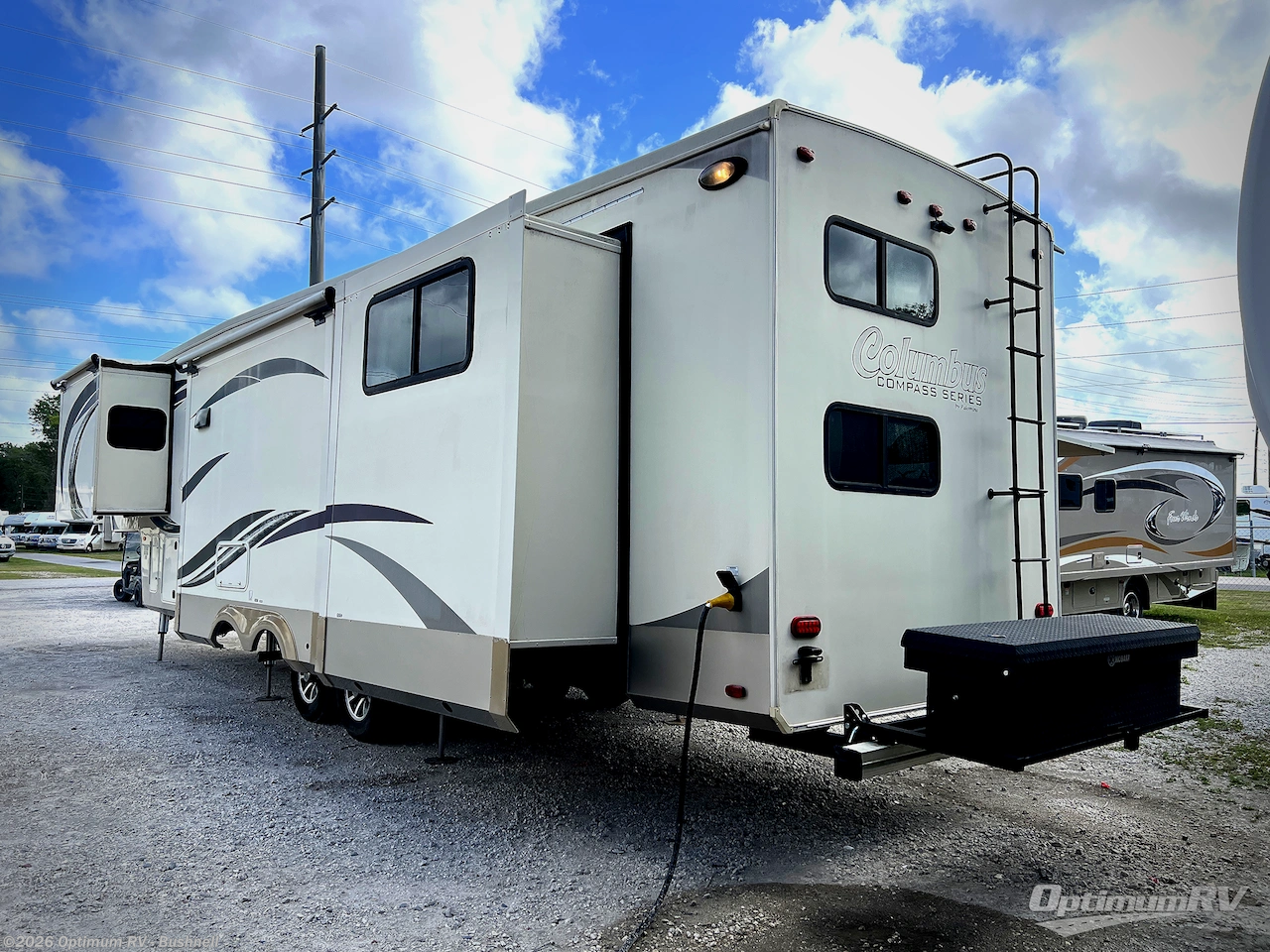 2017 Palomino Columbus Compass 374BHC - Used Fifth Wheel For Sale by Optimum RV - Bushnell in Bushnell, Florida features Awning, Slideout