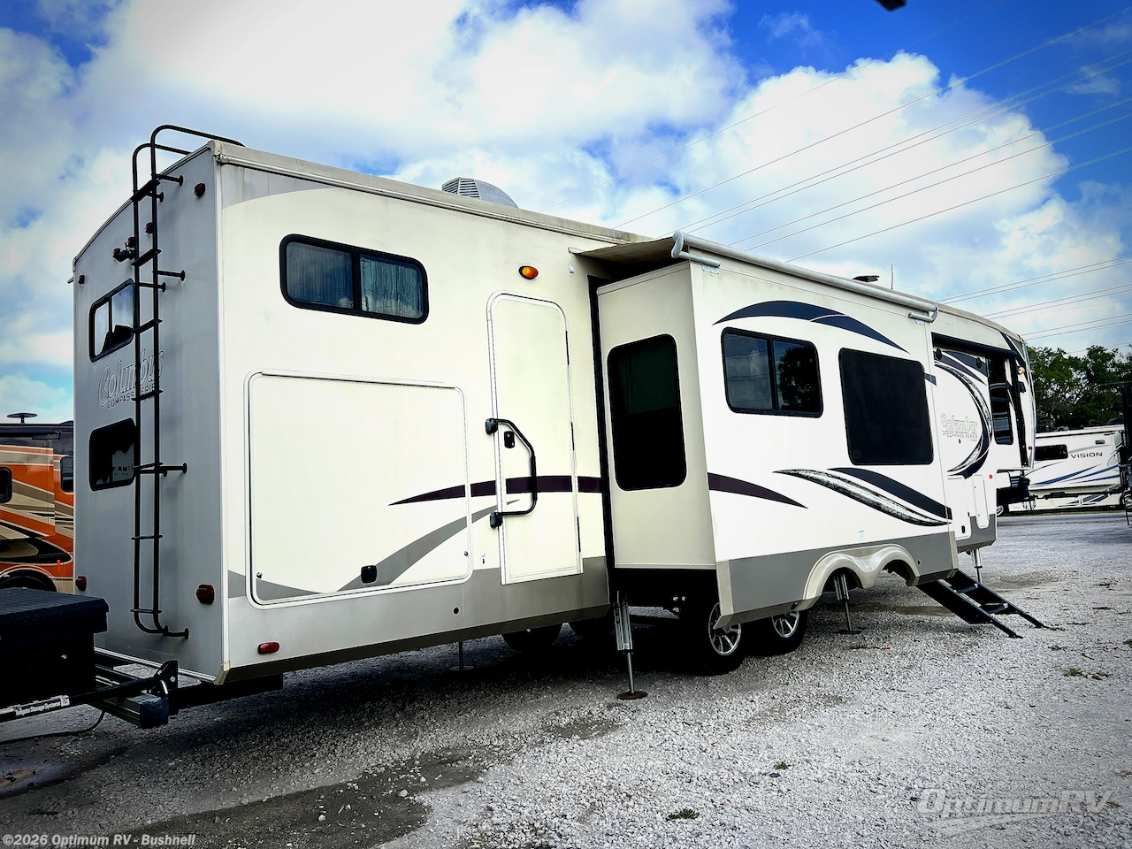 2017 Columbus Compass 374BHC by Palomino from Optimum RV - Bushnell in Bushnell, Florida