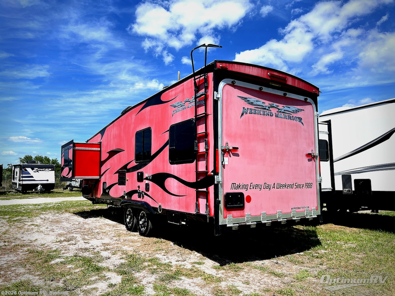 2019 Weekend Warrior Weekend Warrior Superlite JJ2400/14+ - Used Travel Trailer For Sale by Optimum RV - Bushnell in Bushnell, Florida features Awning, Slideout