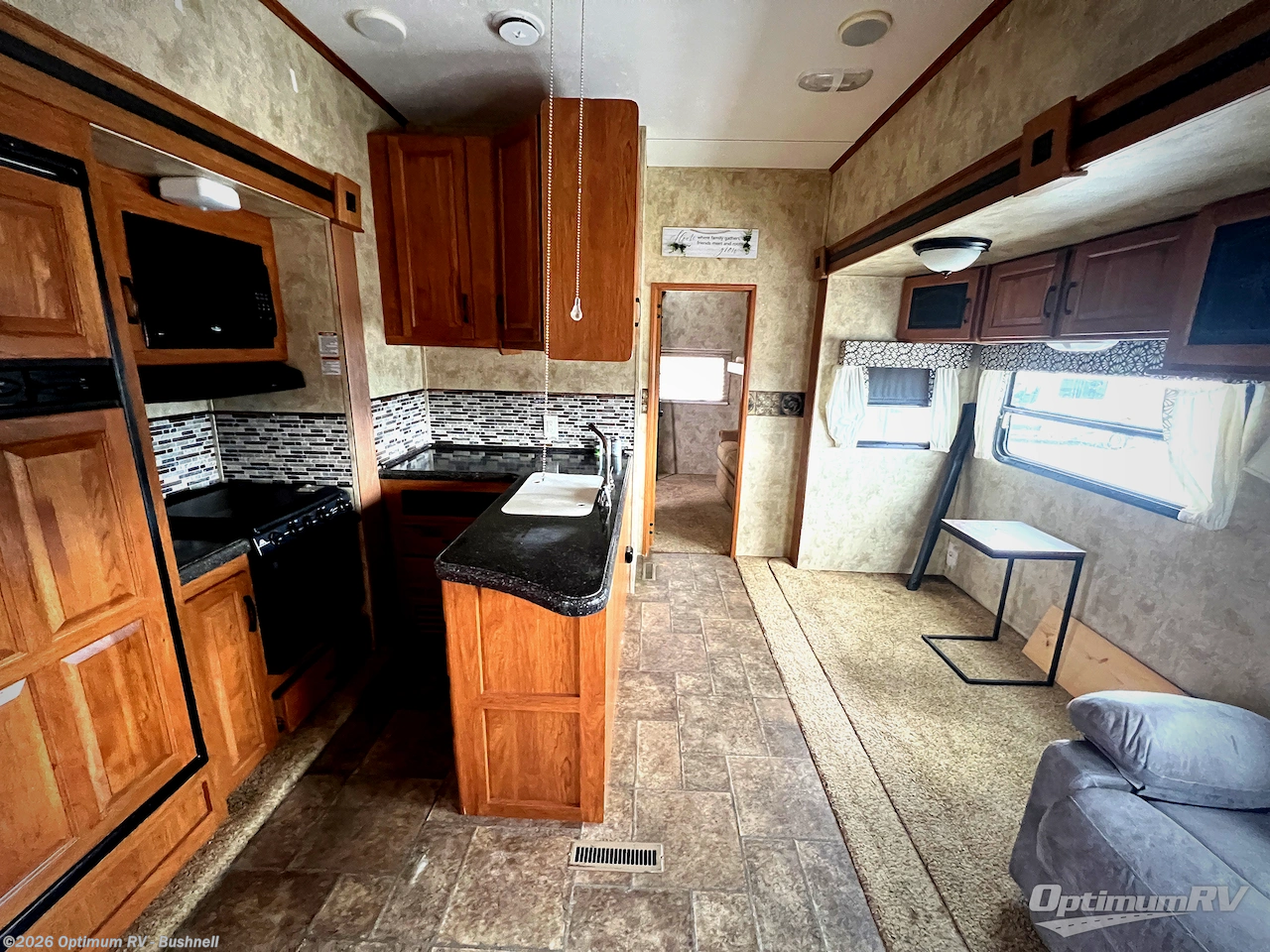 Used 2011 Keystone Mountaineer 346LBQ available in Bushnell, Florida
