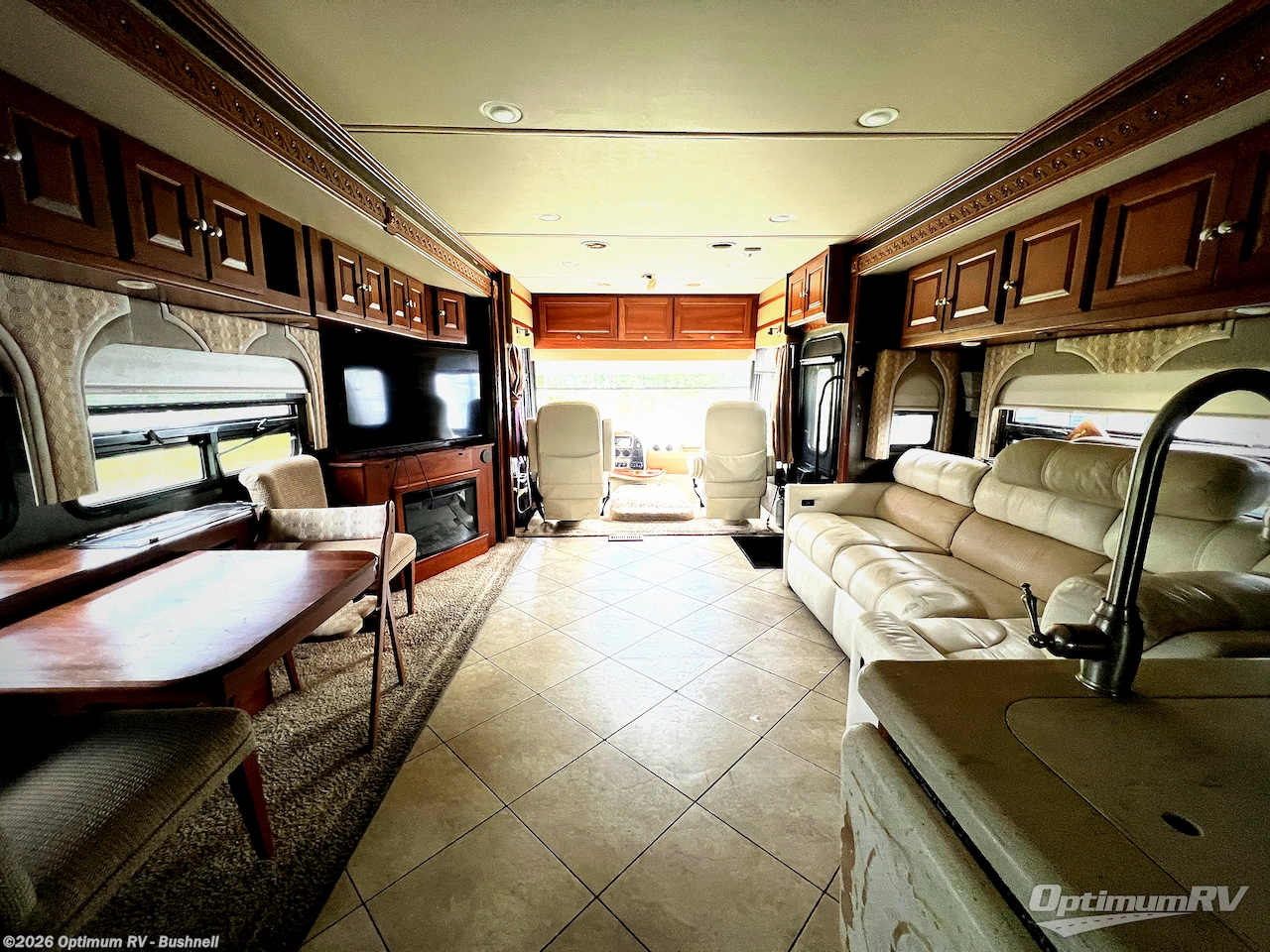 Used 2015 Itasca Suncruiser 38Q available in Bushnell, Florida