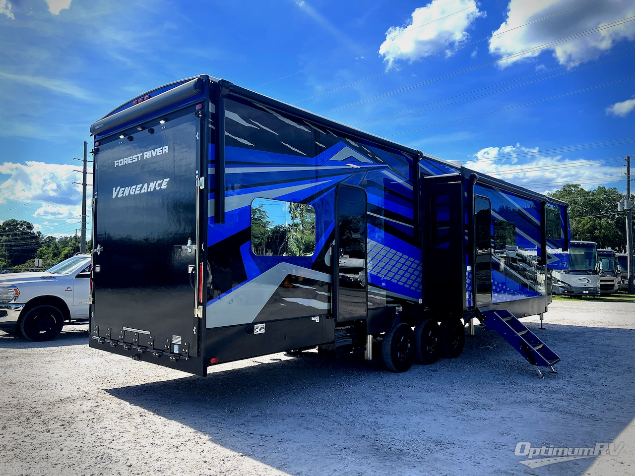 2026 Cherokee Vengeance 4413 by Forest River from Optimum RV - Bushnell in Bushnell, Florida