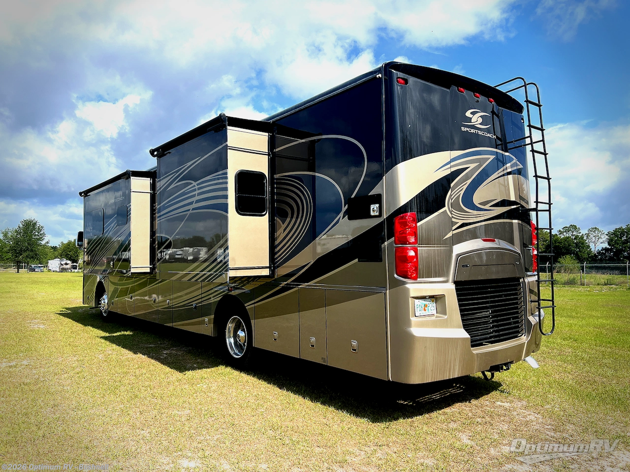 2021 Coachmen Sportscoach RD 402TS - Used Class A For Sale by Optimum RV - Bushnell in Bushnell, Florida features Slideout