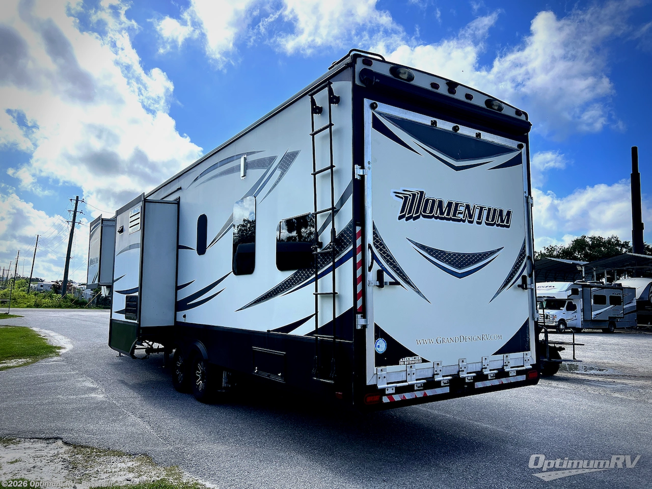2016 Grand Design Momentum M-Class 350M - Used Fifth Wheel For Sale by Optimum RV - Bushnell in Bushnell, Florida features Slideout