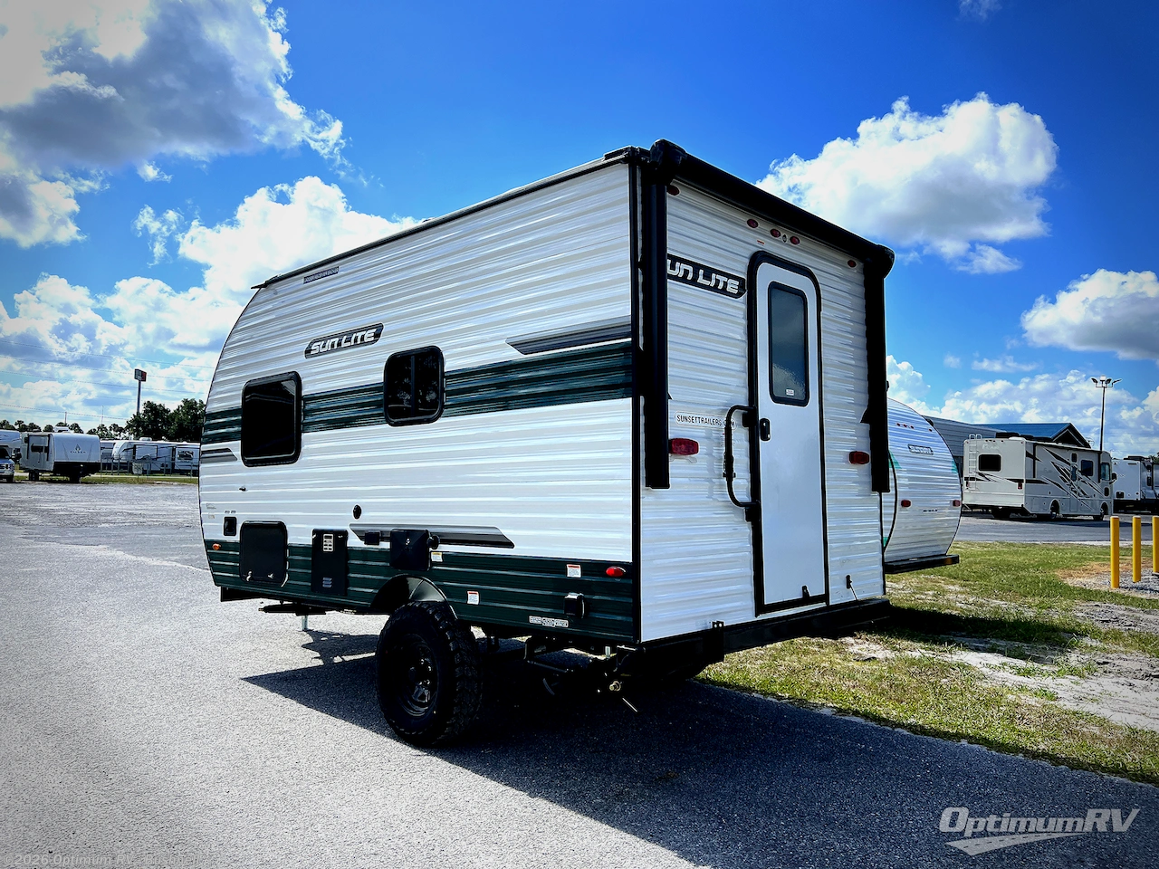 New 2027 Sunset Park RV Sun Lite 16BH available in Bushnell, Florida