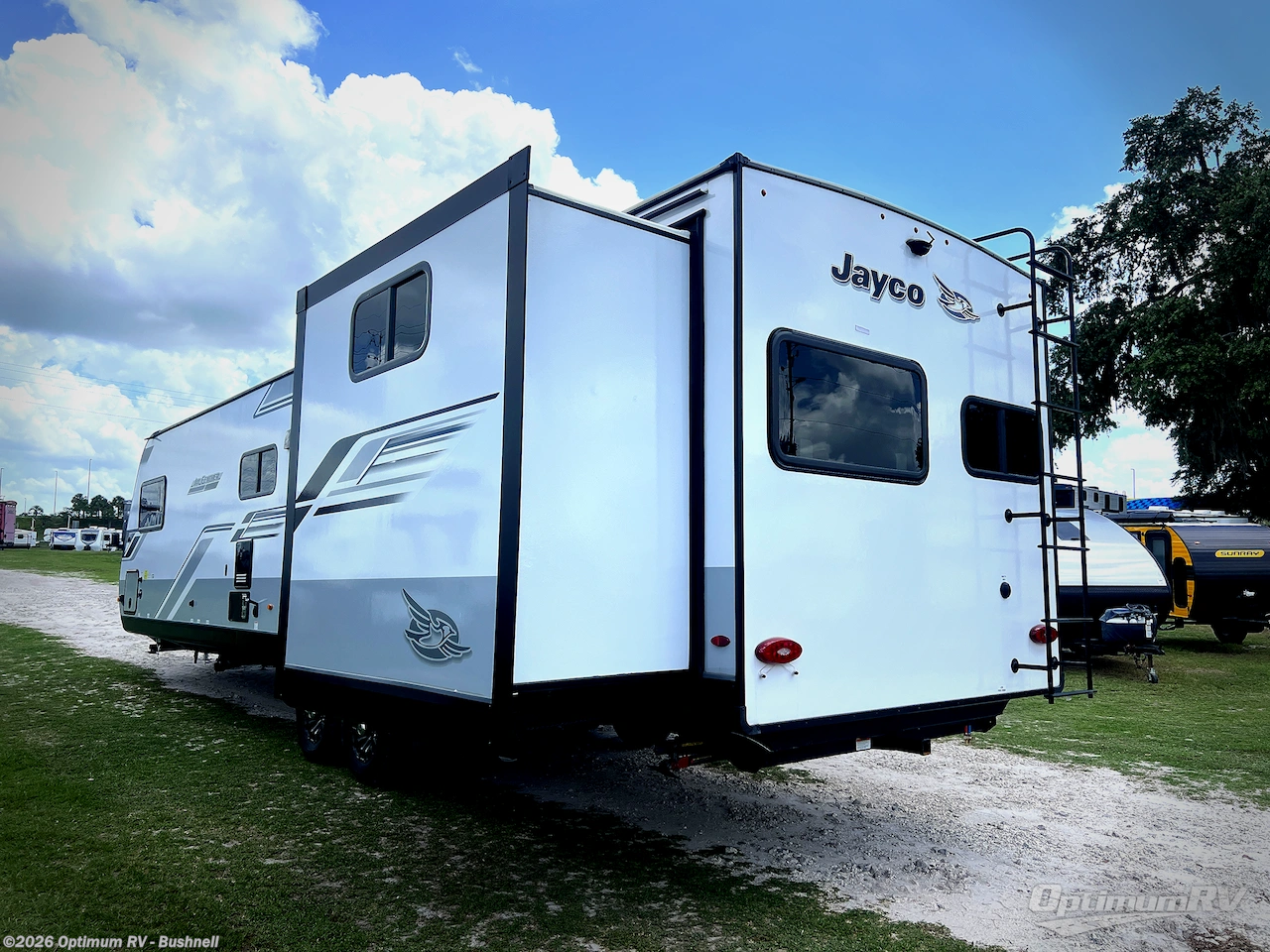 2025 Jayco Jay Feather 31BH - Used Travel Trailer For Sale by Optimum RV - Bushnell in Bushnell, Florida features Slideout, Awning