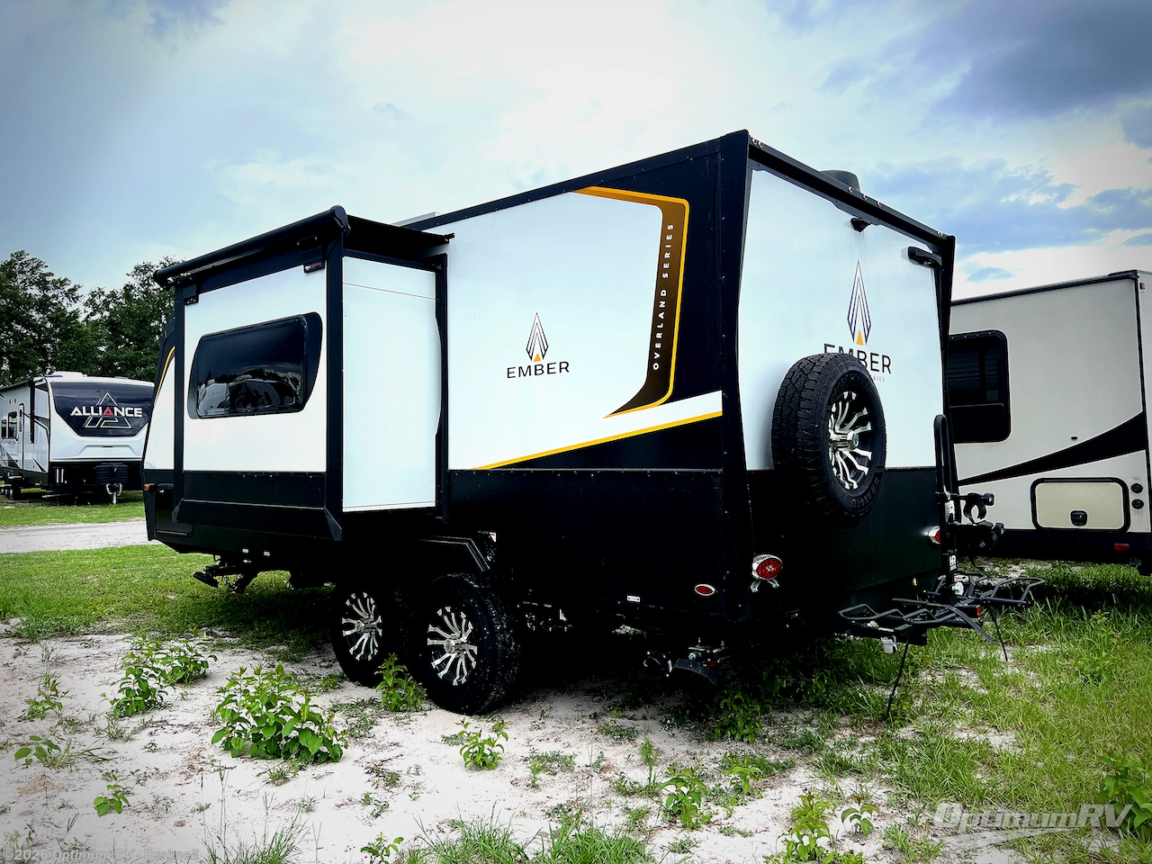 2023 Ember RV Overland Series 201FBQ - Used Travel Trailer For Sale by Optimum RV - Bushnell in Bushnell, Florida features Slideout, Awning