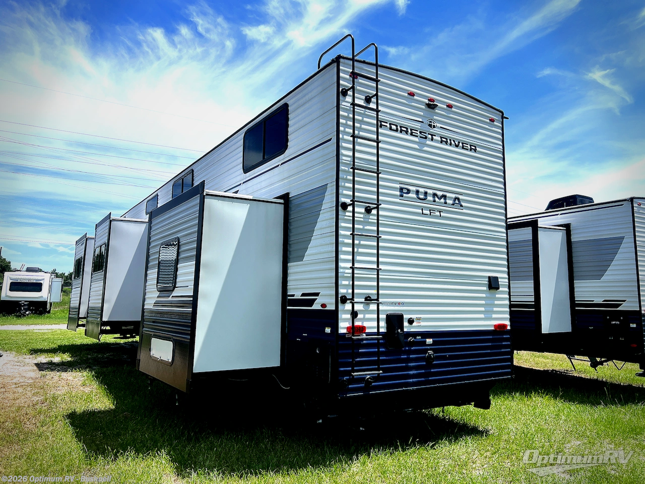 2025 Palomino Puma Destination 403LFT - Used Destination Trailer For Sale by Optimum RV - Bushnell in Bushnell, Florida features Awning, Slideout