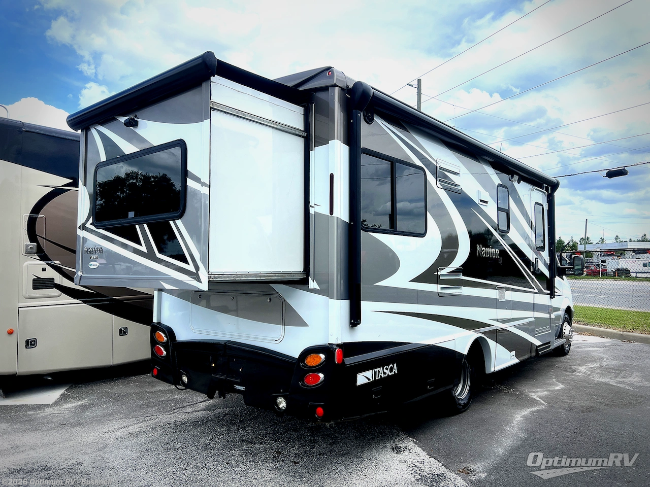 2013 Navion iQ 24G by Itasca from Optimum RV - Bushnell in Bushnell, Florida