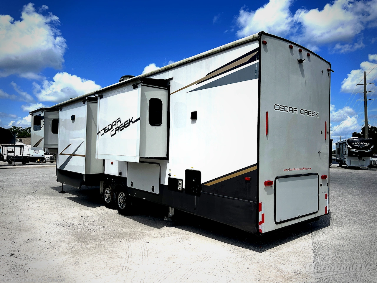 2022 Forest River Cedar Creek 371FL - Used Fifth Wheel For Sale by Optimum RV - Bushnell in Bushnell, Florida features Awning, Slideout