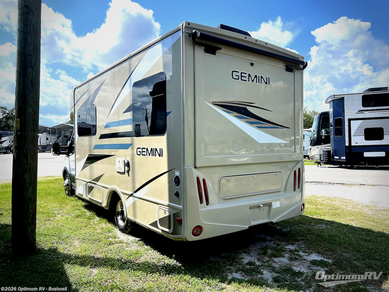 2017 Thor Gemini 23TR - Used Class C For Sale by Optimum RV - Bushnell in Bushnell, Florida features Slideout