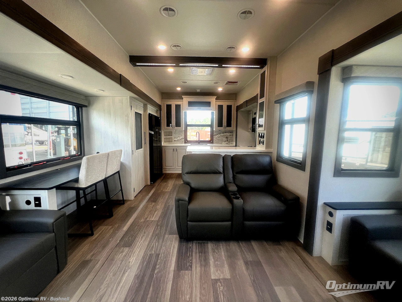 New 2027 East to West Ahara 395FB available in Bushnell, Florida