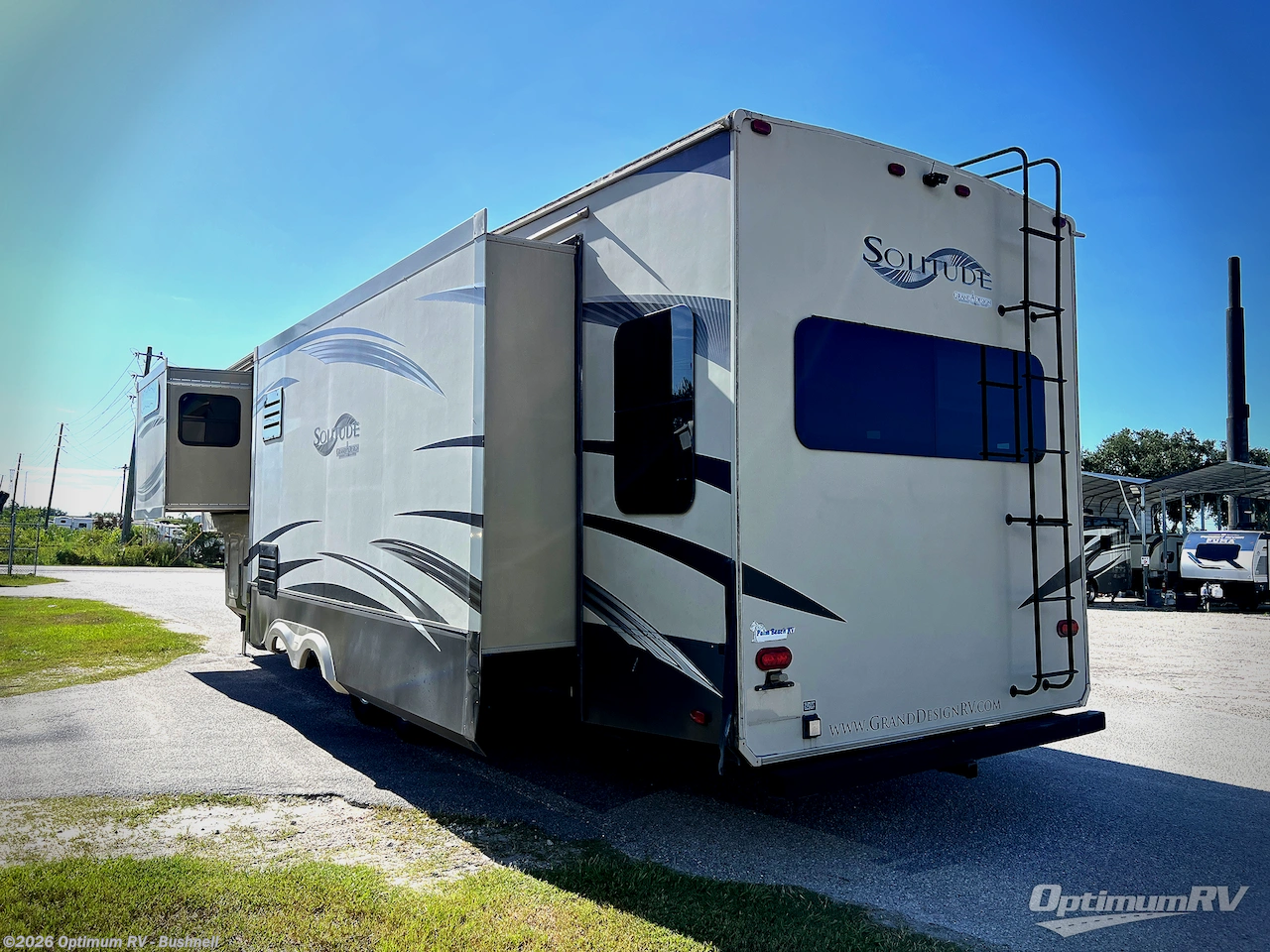 2014 Grand Design Solitude 369RL - Used Fifth Wheel For Sale by Optimum RV - Bushnell in Bushnell, Florida features Slideout