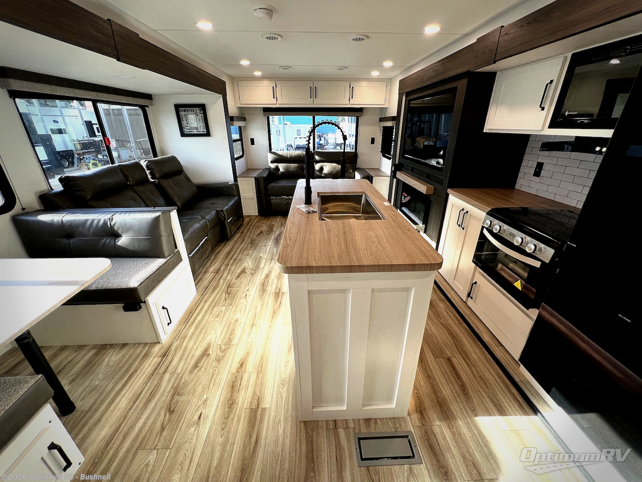 New 2027 Venture RV Sienna SA293VIK available in Bushnell, Florida