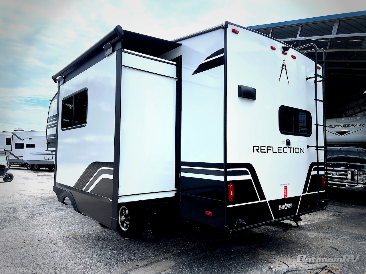2026 Grand Design Reflection 100 Series 22RK - Used Fifth Wheel For Sale by Optimum RV - Bushnell in Bushnell, Florida features Slideout, Awning