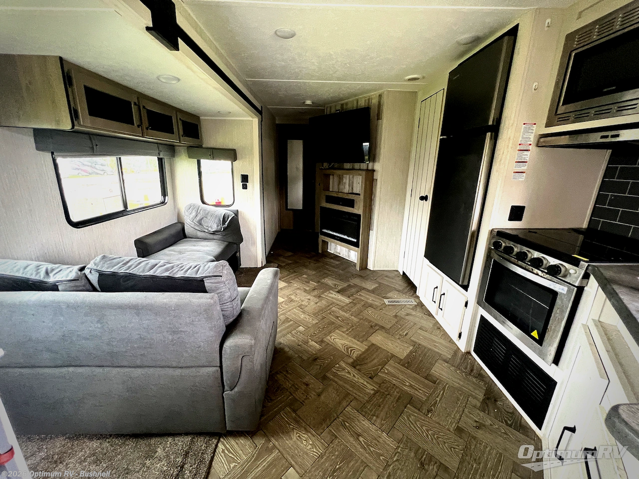 Used 2022 Palomino Puma 28BHSS2 available in Bushnell, Florida