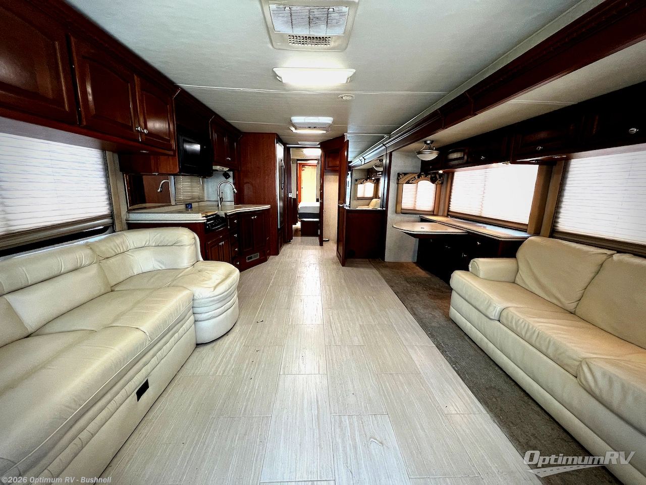 Used 2004 Thor Mandalay 40D available in Bushnell, Florida
