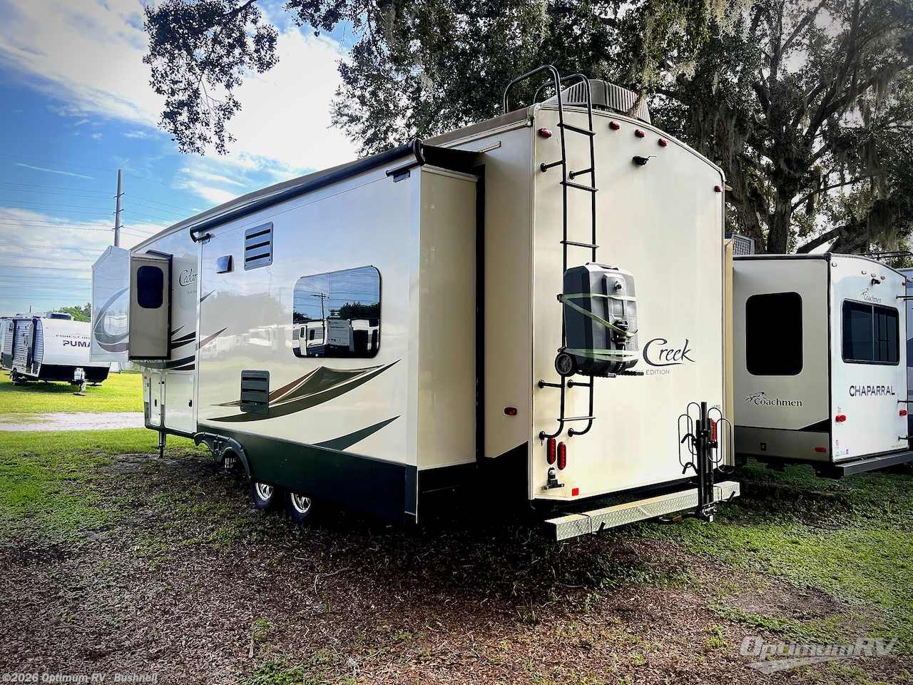 2018 Forest River Cedar Creek Silverback 29IK - Used Fifth Wheel For Sale by Optimum RV - Bushnell in Bushnell, Florida features Awning, Slideout