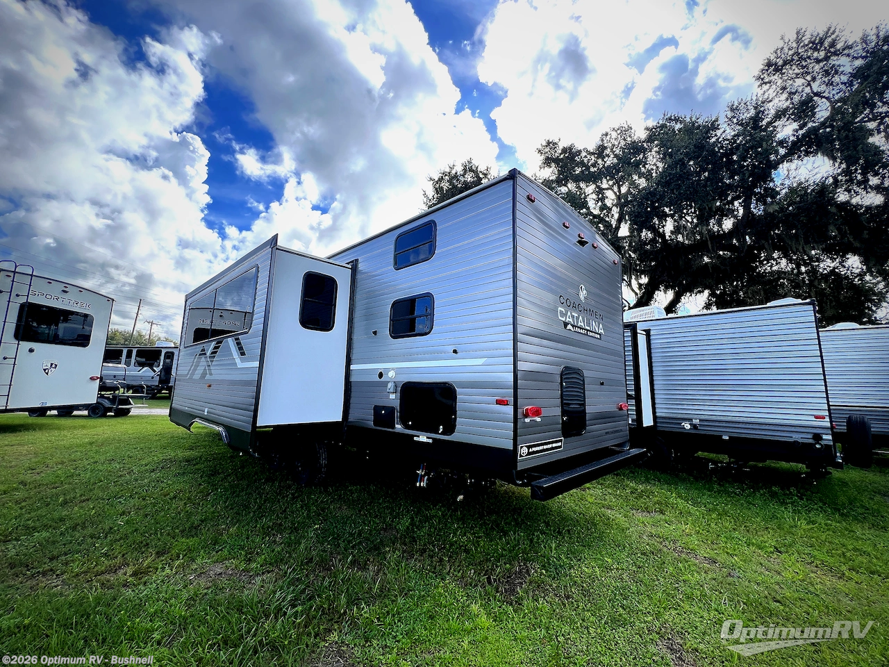 2027 Coachmen Catalina Legacy Edition 273DBHCK - New Travel Trailer For Sale by Optimum RV - Bushnell in Bushnell, Florida features Slideout, Awning
